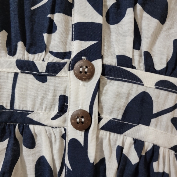 Blue and White Cuffed Midi Flower Print Dress - Picture 6 of 7